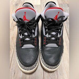 Jordan 3 black cement 2018 release. 8/10 condition, just shoes no box